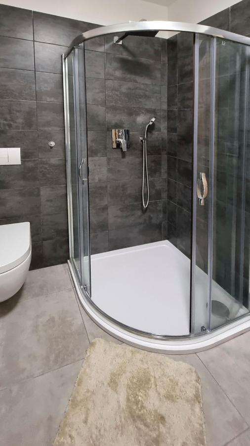 Novohradska Hotel Чешка Будьовица Екстериор снимка