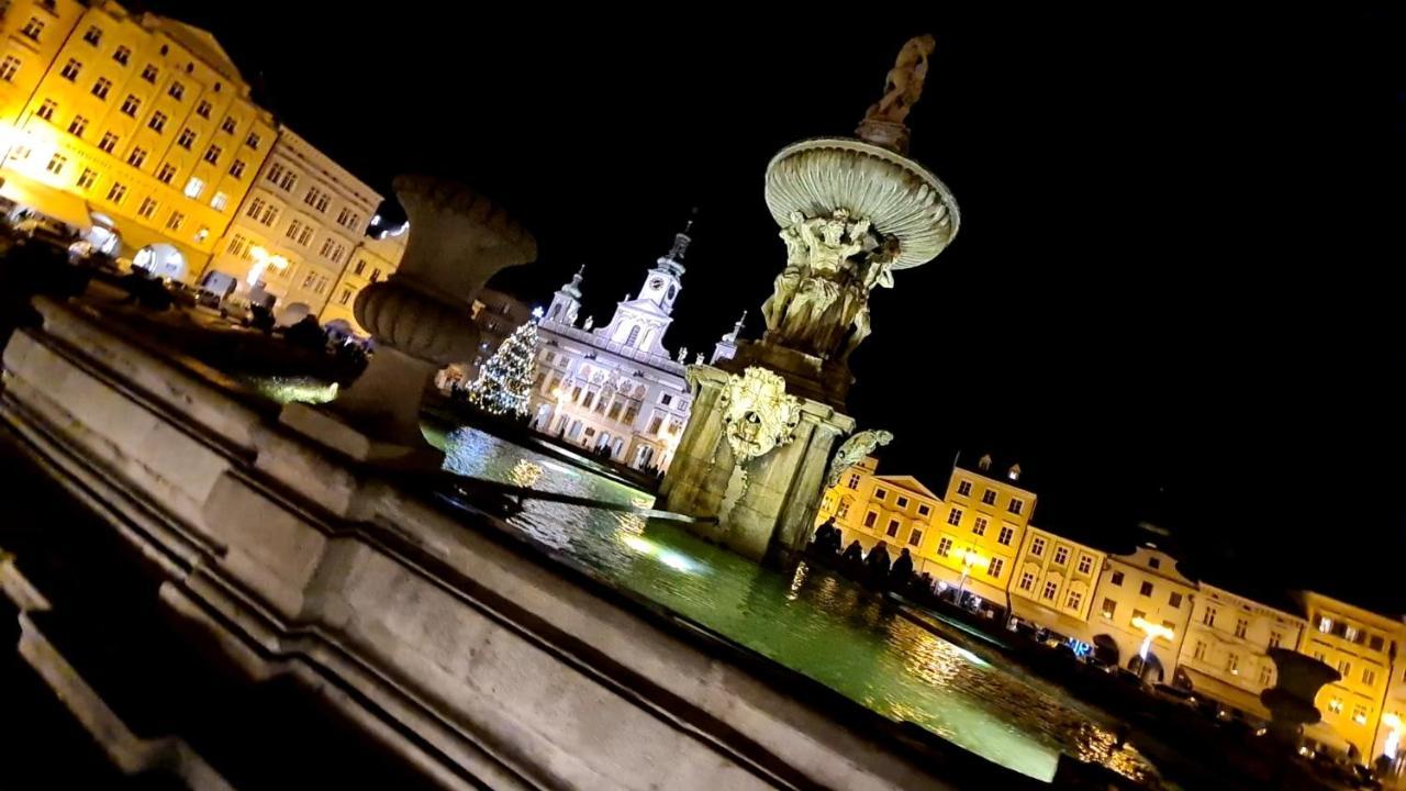 Novohradska Hotel Чешка Будьовица Екстериор снимка