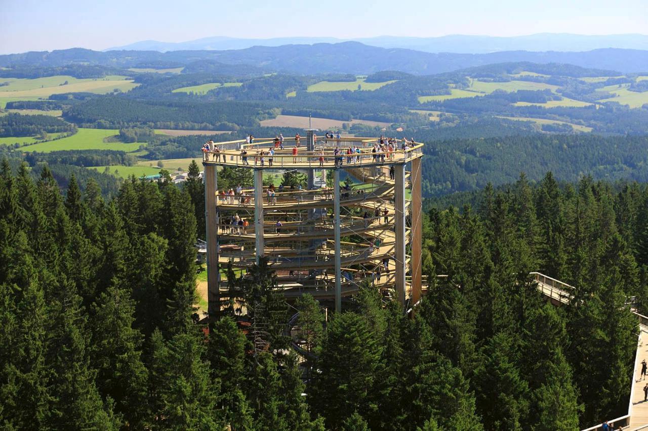Novohradska Hotel Чешка Будьовица Екстериор снимка
